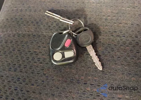 2002 Chevrolet Silverado 1500 Ls из США, поврежденный, VIN 1GCEK19T62E186281